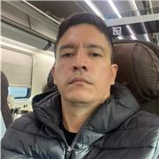 un professionista altamente specializzato e qualificato per lavorare nell'area richiesta e altri poiché ha un carattere differenzi